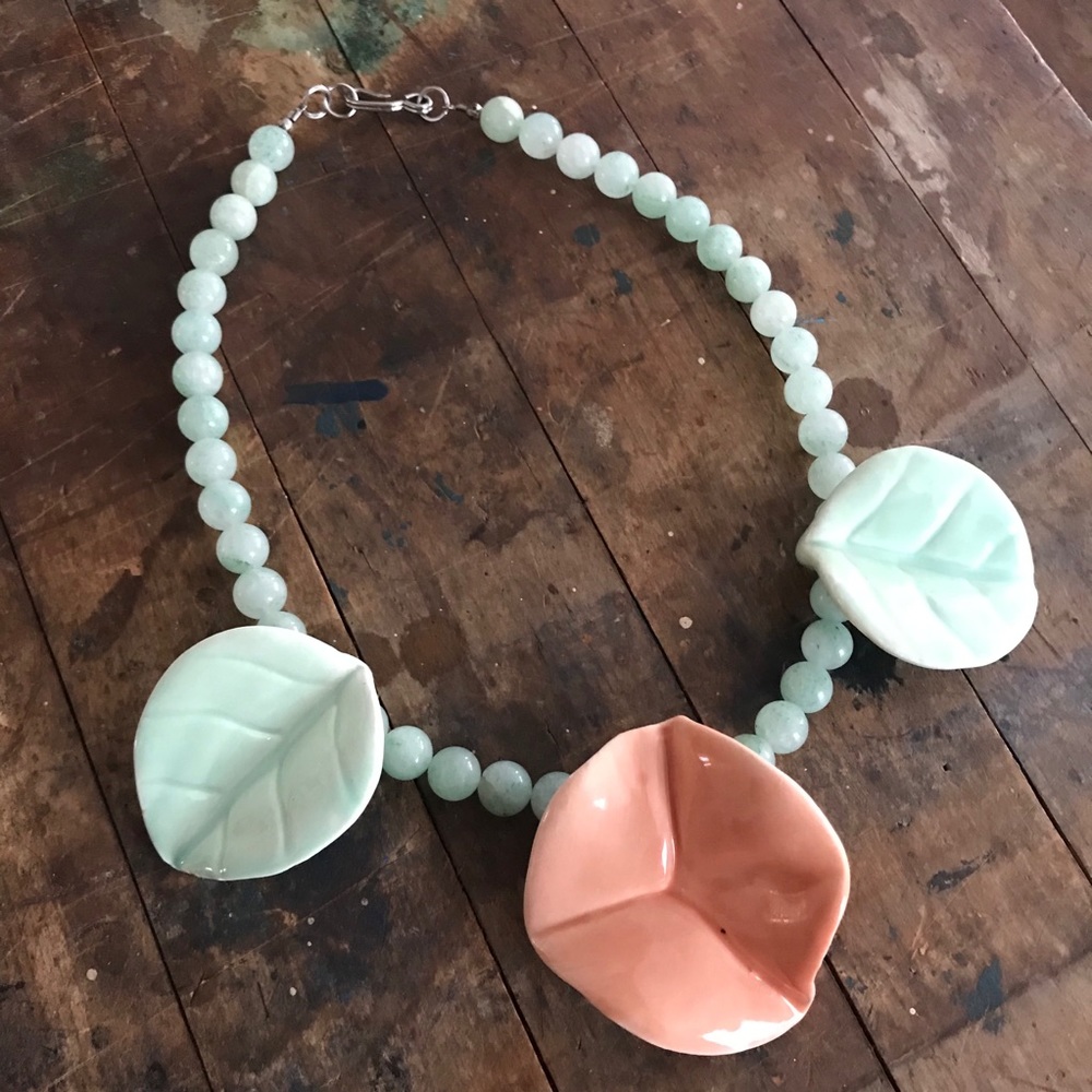 Vintage necklace peach and mint floral beaded